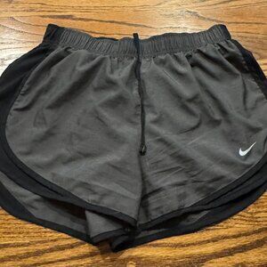 Nike Dri Fit Athletic Shorts Gray/Black Medium